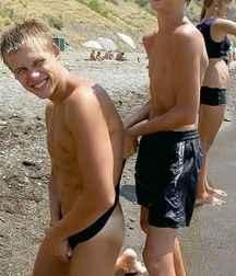 Cute boys and funny pics porn 62b8d65b3f5cc.jpg