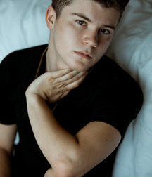 Silas Brooks Twink Gay Porn 616a89a71667c.jpg