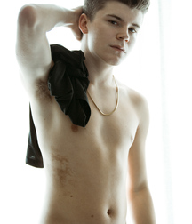 Silas Brooks Twink Gay Porn 616a89a922302.jpg