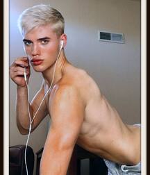 Lucas Dell Twink Tube Load 61954f3dbd4e8.jpg