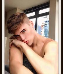 Lucas Dell Twink Tube Load 61954f4603133.jpg