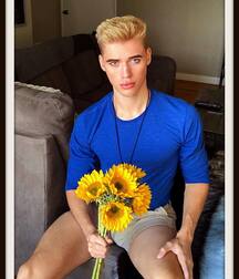 Lucas Dell Twink Tube Load 61954f5472b38.jpg