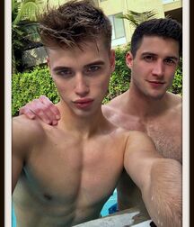 Lucas Dell Twink Tube Load 61954f6ff30b7.jpg