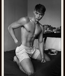 Lucas Dell Twink Tube Load 61954f719f082.jpg