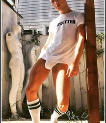 Art Of Porn Twink Mix Outside 625a56200b2d1.jpg