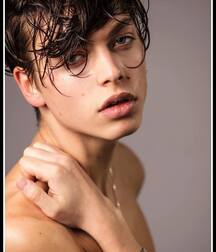 Shinning Art Of Porn Twink Mix Boys Selfie 62a79bbf3d632.jpg