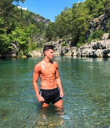 Just some guys I like twink tube 61744d968f9e7.jpg