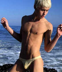 Summer Hot Boys Twink Tube Shirtless 6172ab04d87d0.jpg