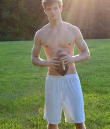 Friends Who Party Twink Tube 617d6f0210f70.jpg