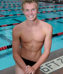 Gay porn twinks in piscina wow  618e69da8234d.jpg