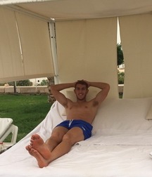 Gay porn ragazzi scalzi  61a407aaef89d.jpg