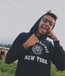 Gay porn face simpatiche twinks 61a7d507ba9c5.jpg