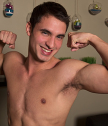 Gay porn ragazzi hot cazzo duro e grosso 61bcdaa025a13.jpg