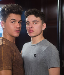 Gay porn Sesso hard tra ragazzi vogliosi 61cae60657bf3.jpg