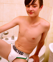 Gay porn ragazzi a cazzo duro 61e2fcdb81092.jpg