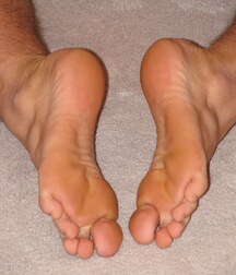 Gay porn young barefoot twink selfies 620159ecd4227.jpg