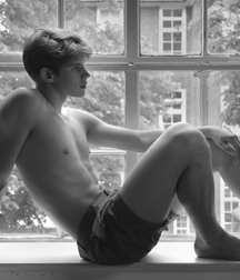 Gay porn young barefoot twink selfies 62015a23e7c02.png