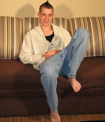 Gay porn twinks barefoot guys sexy feet 622e538ace7f3.jpg