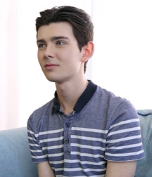 Gay porn twinks show their extra large dicks solo set 62361f8750d59.jpg