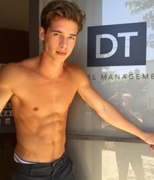 Gay porn young craft hunk handsome 6255cb167c641.jpg