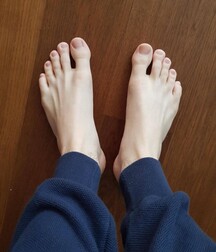 Barefoot twinks foot play cam boys porn 6272baf2a5d5d.jpg