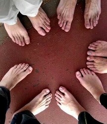Walking barefoot young twink tube guys 6272bc5de9583.jpg