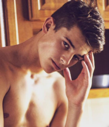 Handsome faces twinks guys good-looking boys porn 627e8adad58bb.png
