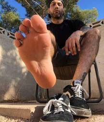 Boys feet lover guy men bottom feet 6287814aab8b6.jpg