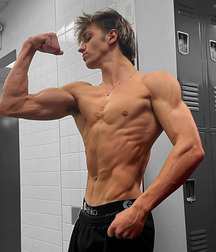 Muscle boys jock boys flex porn 62b0b4e98e93e.jpg
