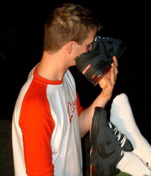 Twinks barefoot twink tube 62bafa529ec05.jpg