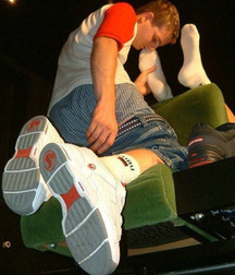 Twinks barefoot twink tube 62bafa5491177.jpg