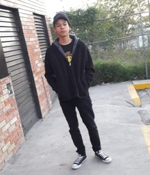 Twinks in snakers boys cute tube 62bedf29a0565.jpg