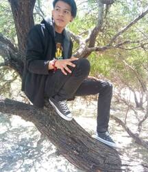 Twinks in snakers boys cute tube 62bedf4ce4654.jpg