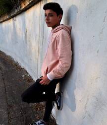 Twinks in snakers boys cute tube 62bedf5896e07.jpg