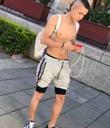 Twinks in snakers boys cute tube 62bedf5da23f1.jpg
