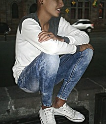 Twinks in snakers boys cute tube 62bedf6763c89.jpg