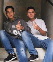 Sneakers group teens fun twink tube 62bedfef2af92.jpg