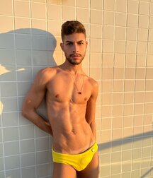 Hunk and smooth twink tube models 62bee1e23e41c.jpg