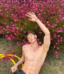 Hunk and smooth twink tube models 62bee1f013bbe.jpg