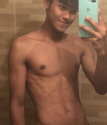 Hunk and smooth twink tube models 62bee20243004.jpg