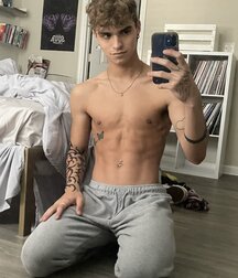 Hunk and smooth twink tube models 62bee20d40263.jpg
