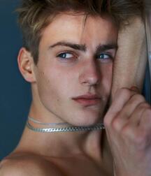 Handsome faces teens boys porn super sexy 62dd0cf10a54d.jpg