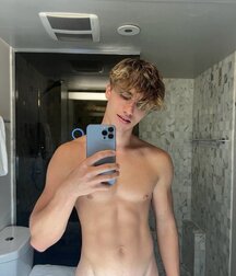 Teens muscle twink strong flex swag boys porn 62e672e355455.jpg