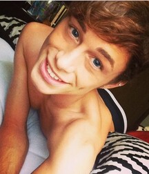 great and hot teens super twink tube cute boys 62ee40a65bfbe.jpg