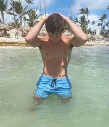 hunk and smooth young ripped twink tube 62fe2d1712d2c.jpg