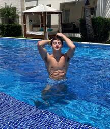 hunk and smooth young ripped twink tube 62fe2d62ef555.jpg