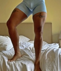 twinks barefoot boys bare sexy tube toes 62ffc957aa5dd.jpg