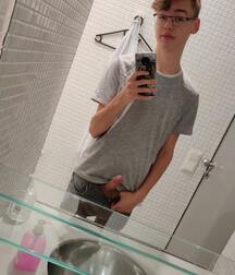 Hot teen boys gay porn teens shipping 6225429814e1b.jpg