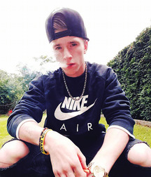 Boys Smoking! Twink Tube