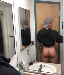 Selfies Part 2 Big Cocks Gay Boys Porn 619d618918210.jpg